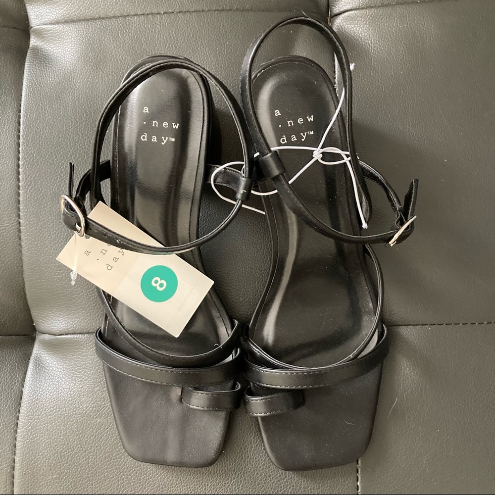 A New Day Heel Sandals size 8